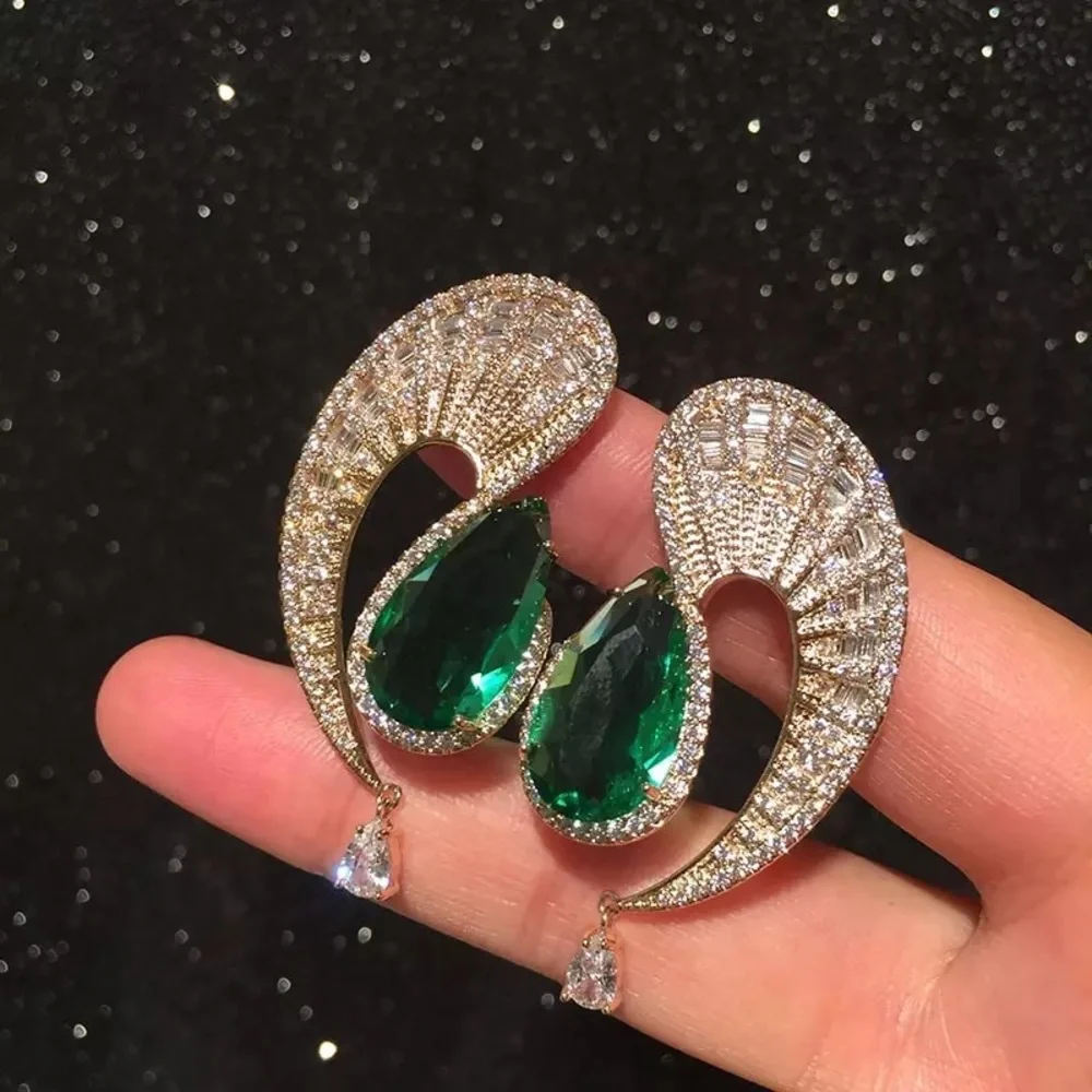 Emerald Talay Earrings - Picture 3 of 11